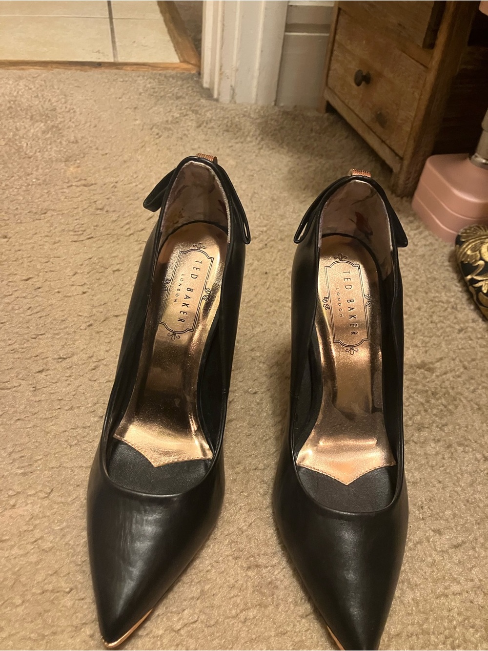 Ted Baker Black Pointed Leather Pumps with Rear Bow Accent